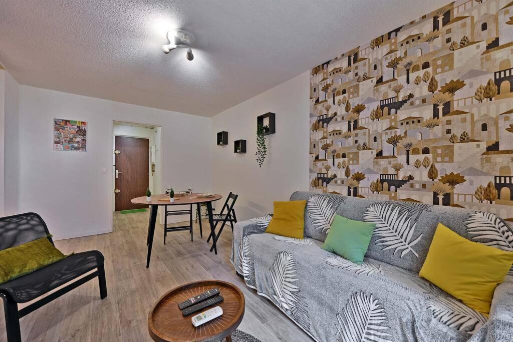 Appartamento Les Comtadins - Parking Gratuit - Balcon - Clim Avignone Esterno foto
